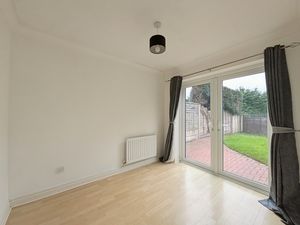 Dining Room- click for photo gallery